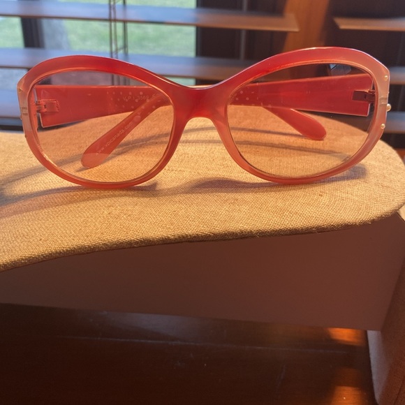 Vintage Rose Pink Coloured Sunglasses. - Picture 7 of 7